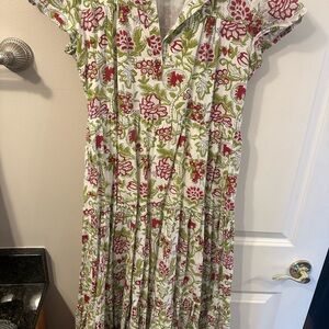 Elegant Floral Maxi Dress in Red and Green